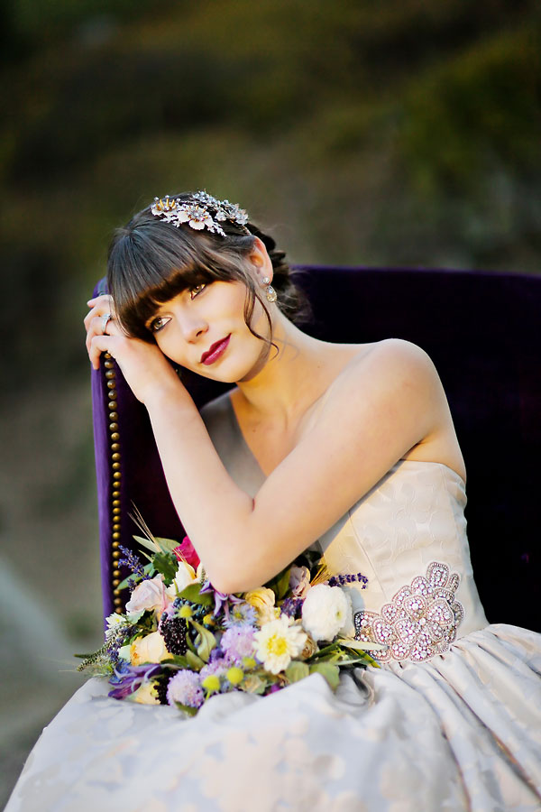 elegant-gold-and-purple-wedding-ideas