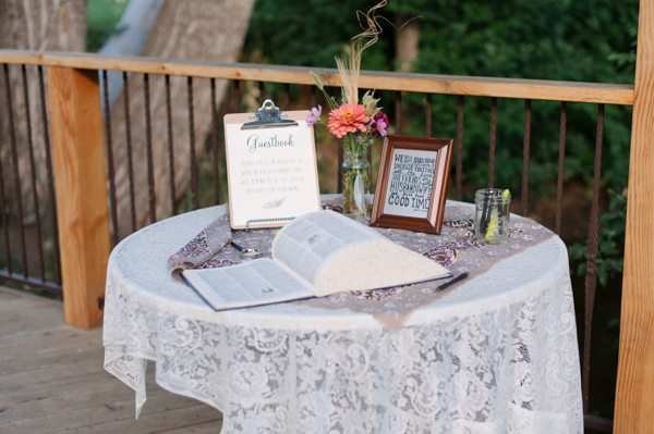 funky-farm-wedding-in-colorado