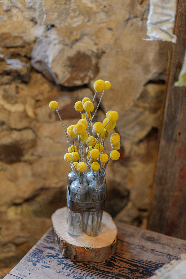 green-and-yellow-wedding-at-the