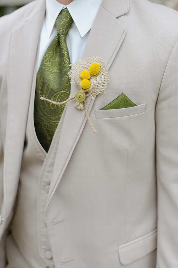 green-and-yellow-wedding-at-the