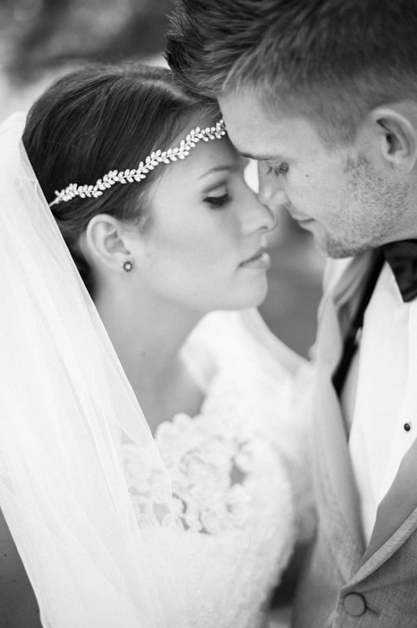 navy-and-yellow-wedding-in-south-dakota