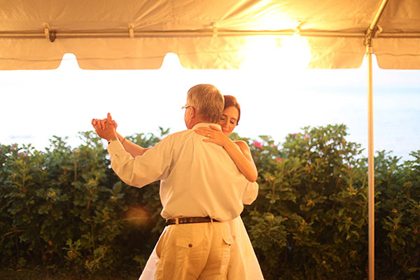 seaside-wedding-in-massachusetts