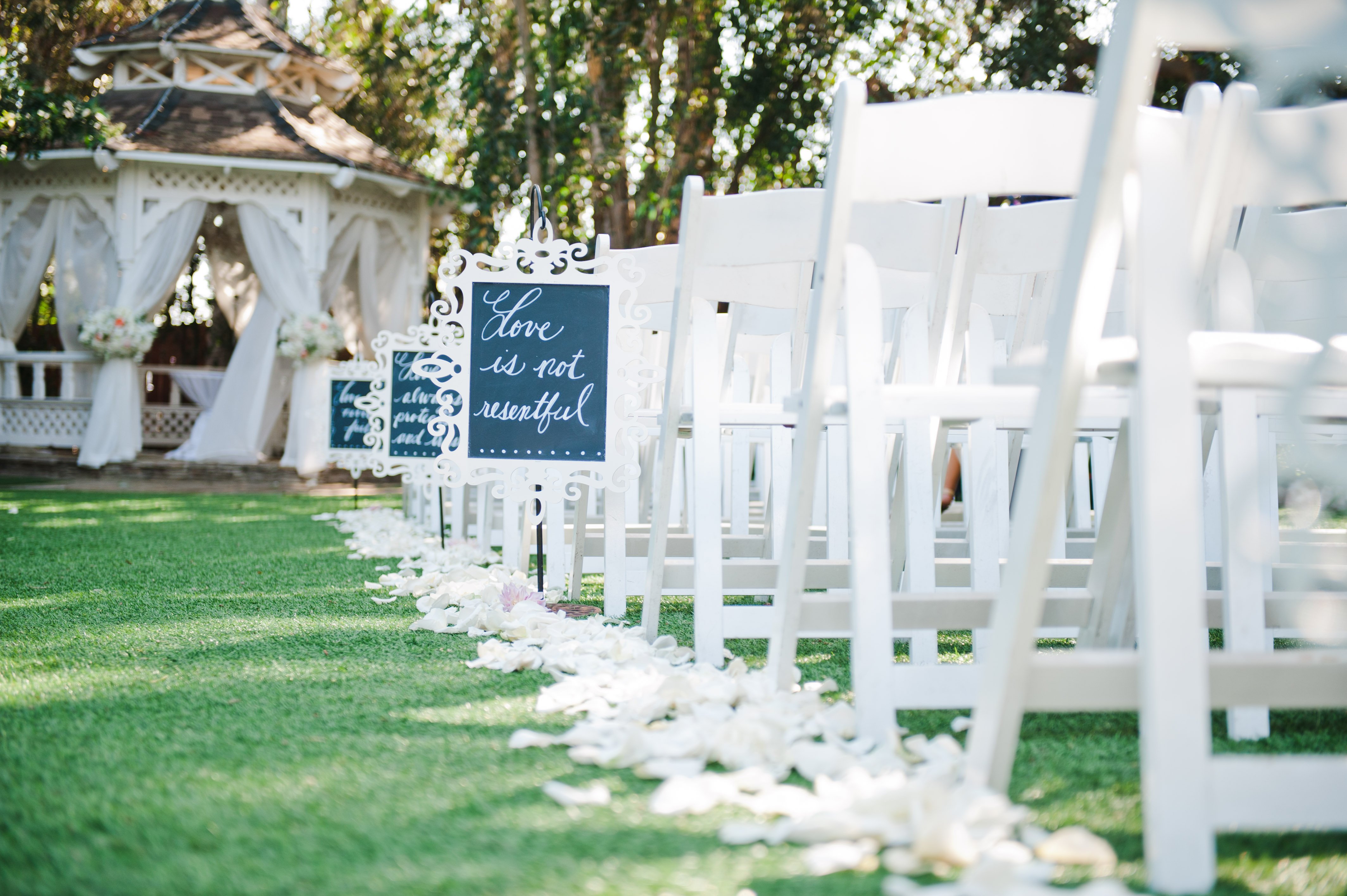 elegant-garden-wedding-at-the-twin