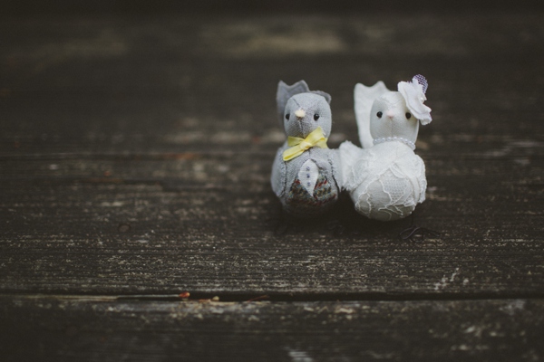 gray-and-yellow-wedding-at-the-barn-at