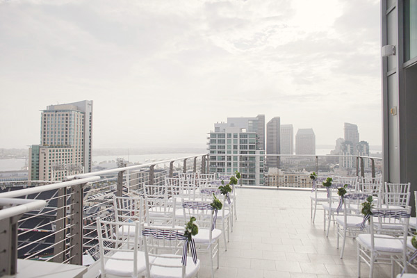 navy-and-white-seaside-wedding