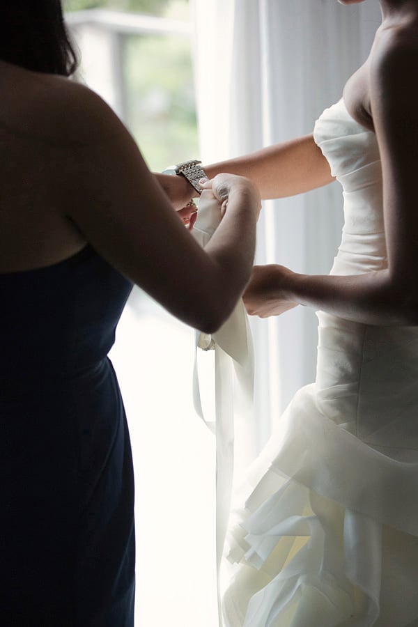 navy-and-white-seaside-wedding