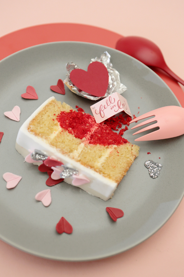 secrets-of-the-heart-wedding-cake