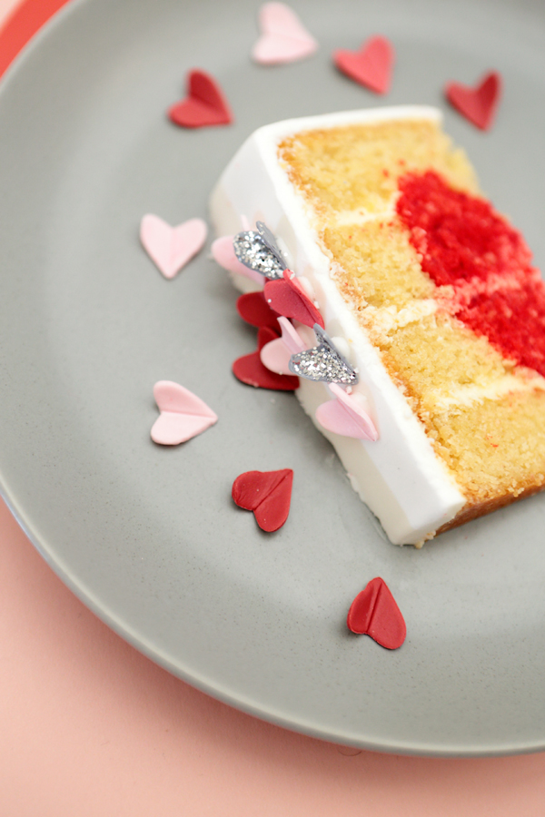 secrets-of-the-heart-wedding-cake