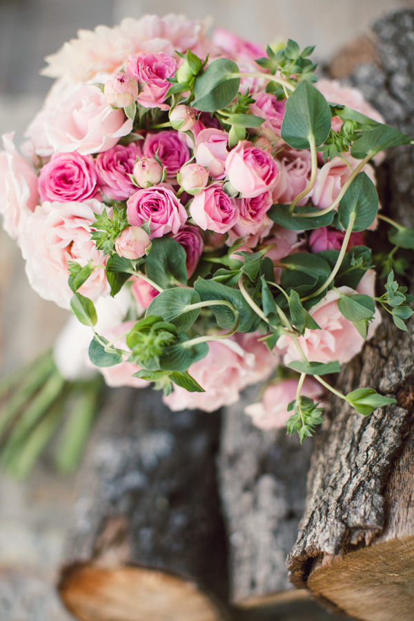 classically-elegant-pink-and-black