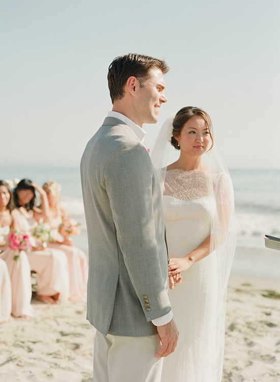 soft-and-romantic-beach-wedding