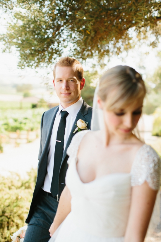 soft-summer-vineyard-wedding