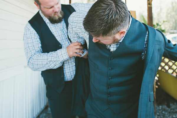 yellow-and-white-wedding-with-lots-of