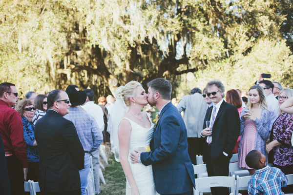 yellow-and-white-wedding-with-lots-of