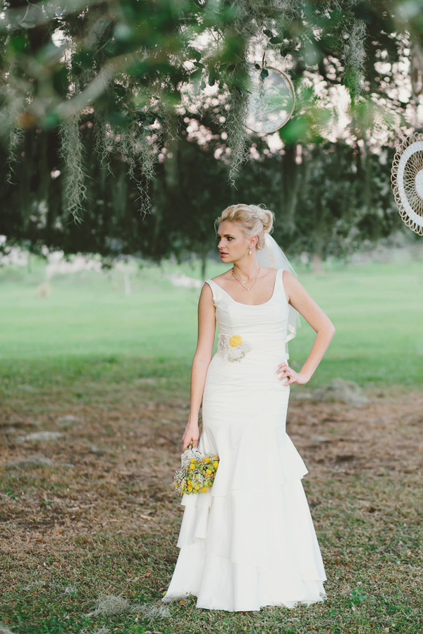 yellow-and-white-wedding-with-lots-of