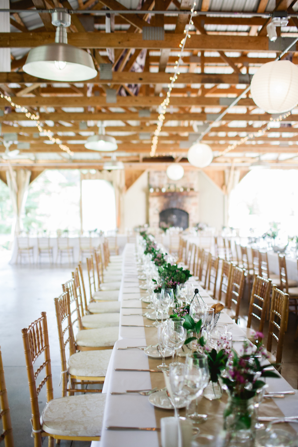 dainty-wedding-with-pops-of-pink