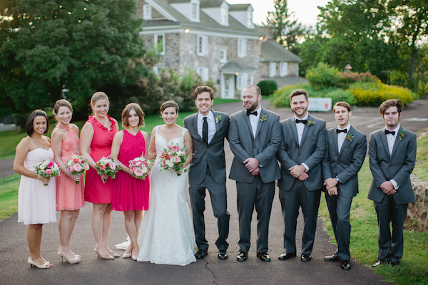 dainty-wedding-with-pops-of-pink