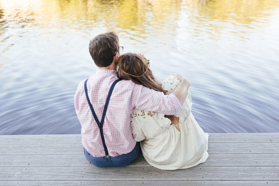 romantic-wedding-on-the-docks