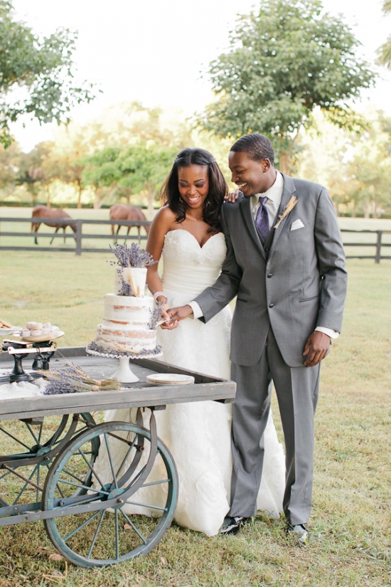 rustic-lush-lavender-wedding