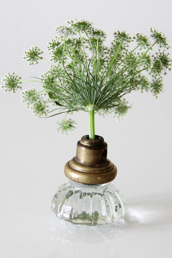 turn your old door knobs into vases