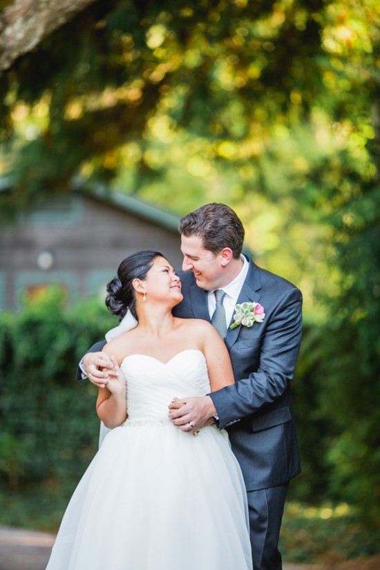 romantic-wedding-under-the-trees