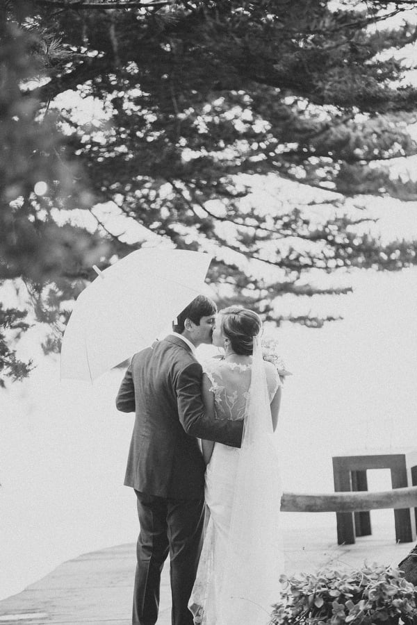 rainy-big-sur-wedding