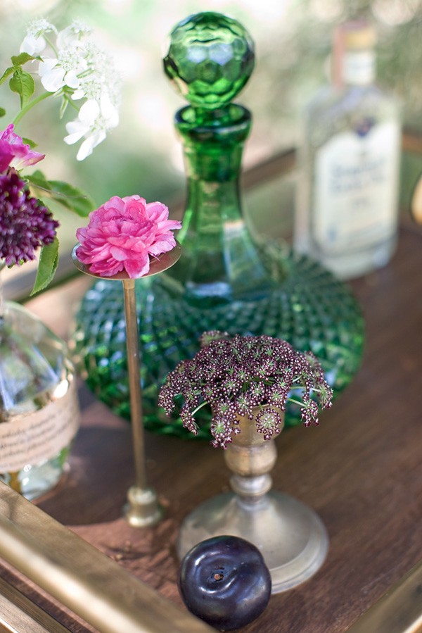 boho-pretty-plum-wedding