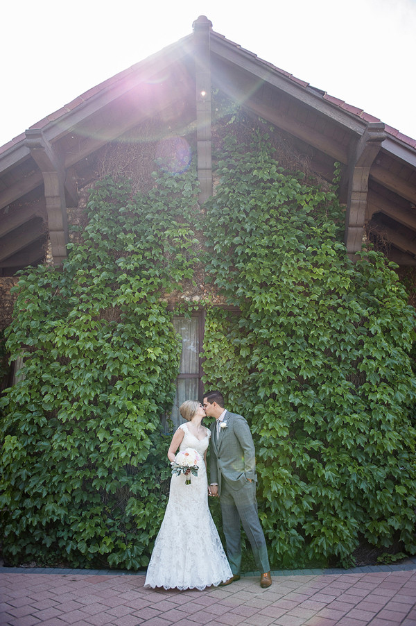 pink-patterned-garden-wedding