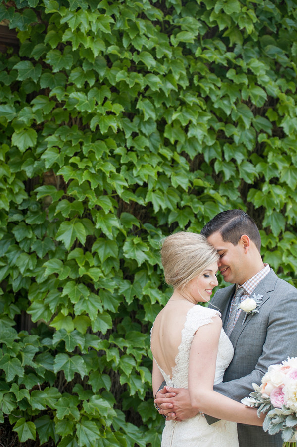 pink-patterned-garden-wedding