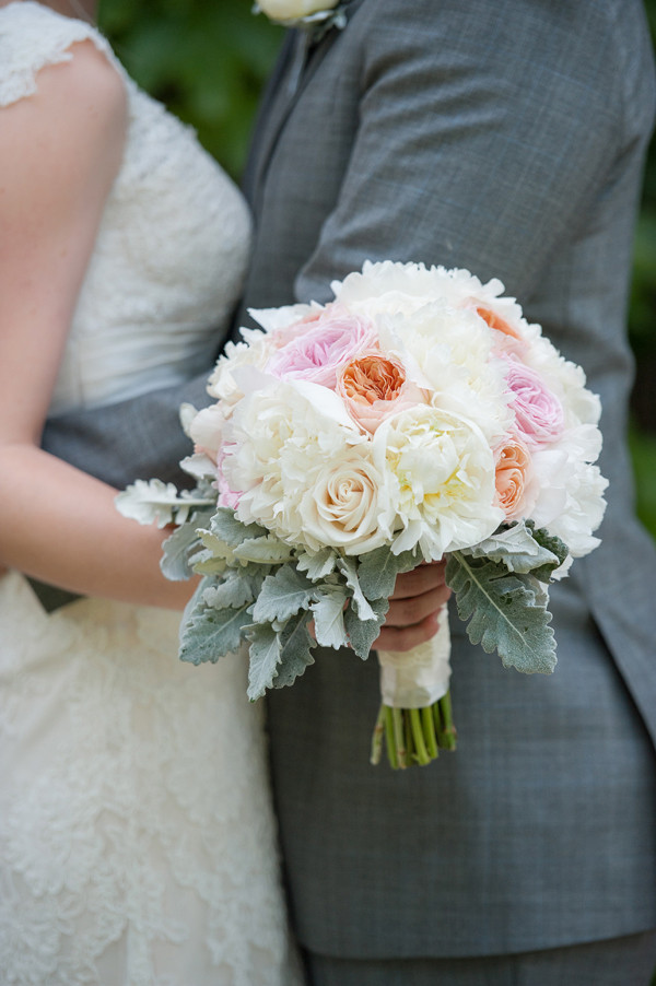 pink-patterned-garden-wedding