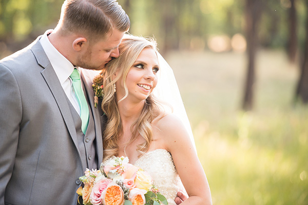 rustic-mountain-wedding