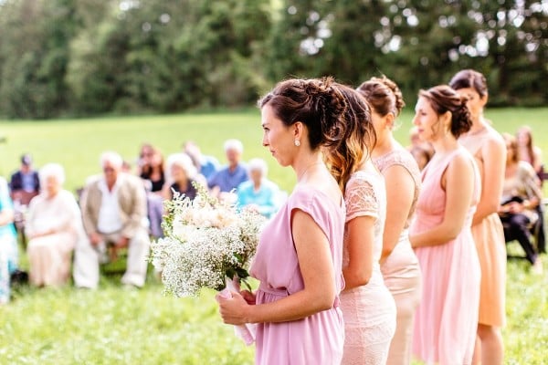 sweet-and-simple-backyard-wedding