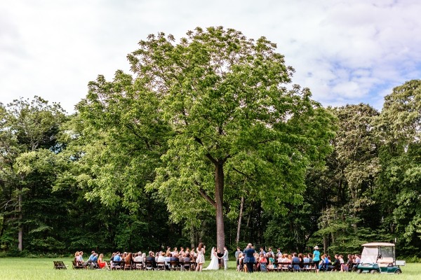 sweet-and-simple-backyard-wedding