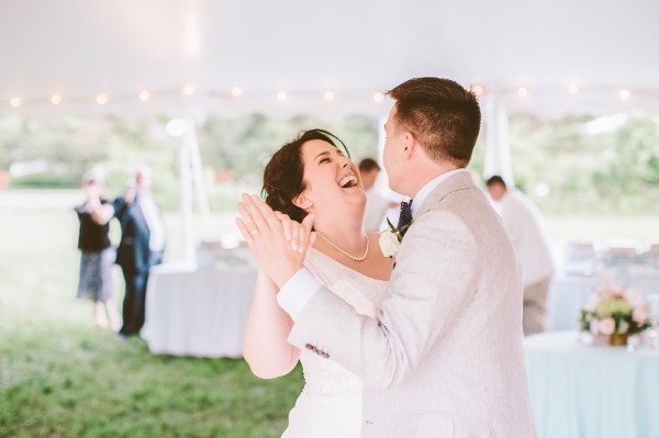 sweet-and-simple-backyard-wedding