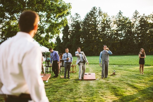 sweet-and-simple-backyard-wedding