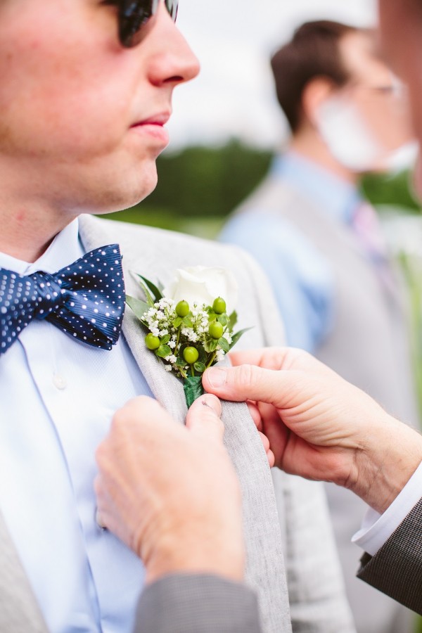 sweet-and-simple-backyard-wedding