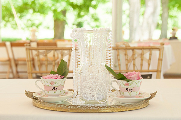 tea-party-inspired-wedding