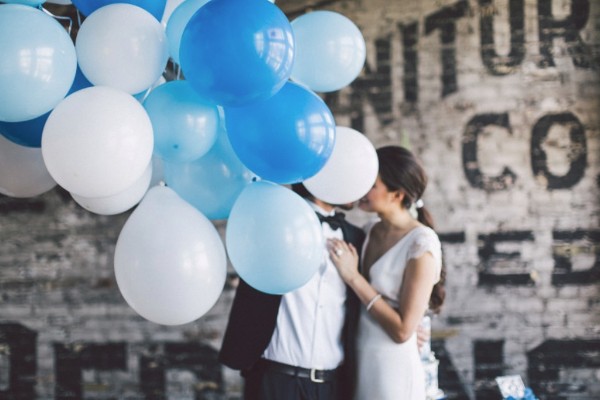 white-black-and-blue-chic-wedding