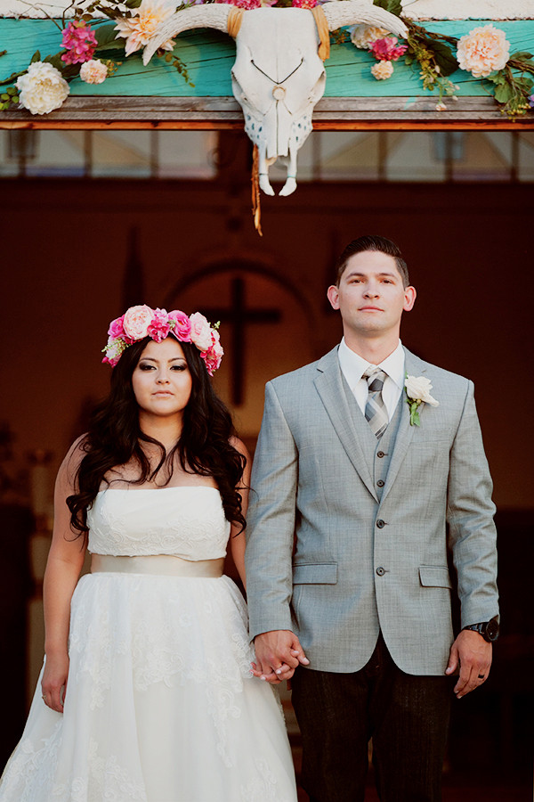 bright-rustic-ranch-wedding