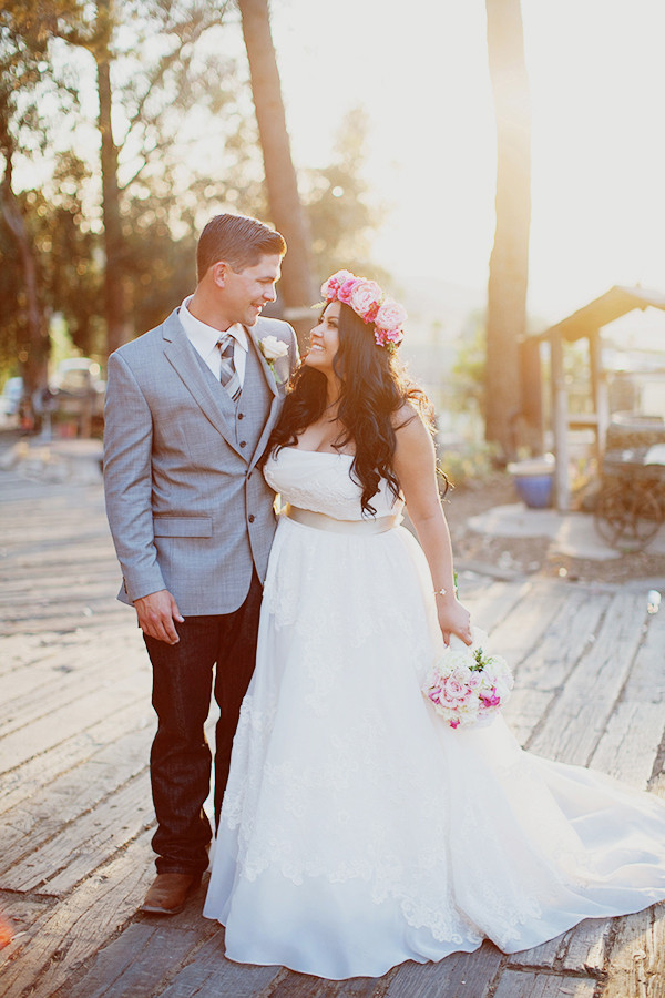 bright-rustic-ranch-wedding