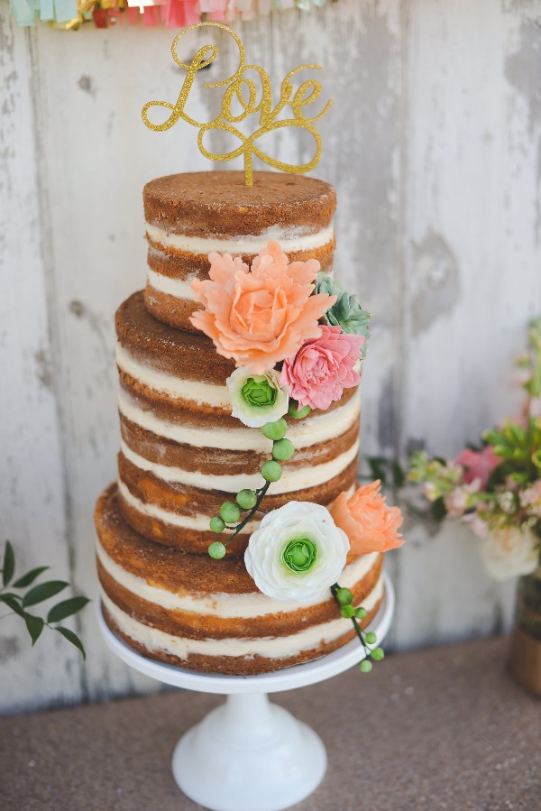 make-a-statement-with-your-sweets-table