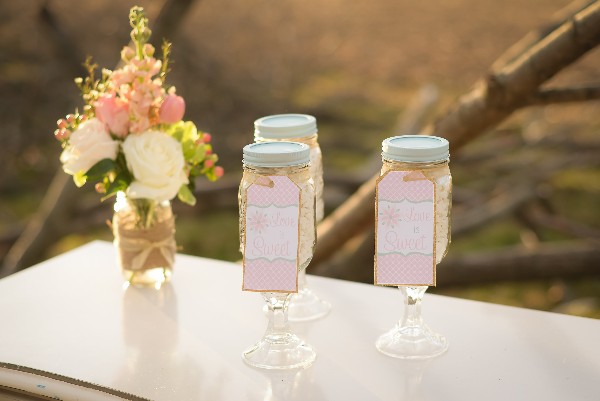 make-a-statement-with-your-sweets-table