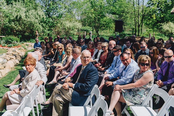 stunning-michigan-summer-wedding