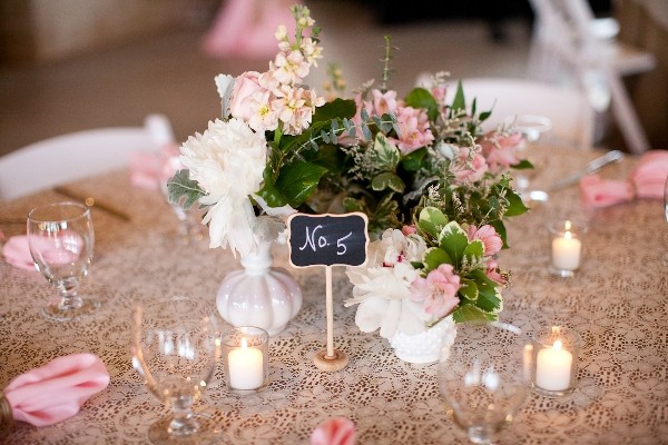 vintage-milk-glass-wedding