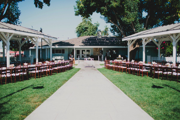 detailed-white-and-pink-reception