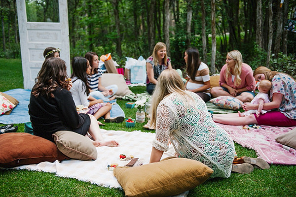 lovely-woodland-bridal-shower