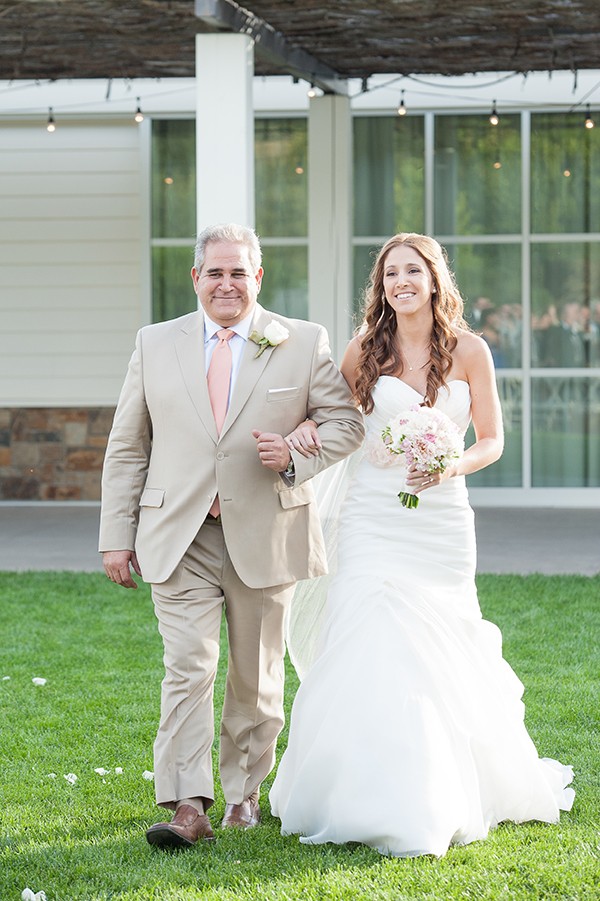 pink-rustic-wedding-in-calistoga