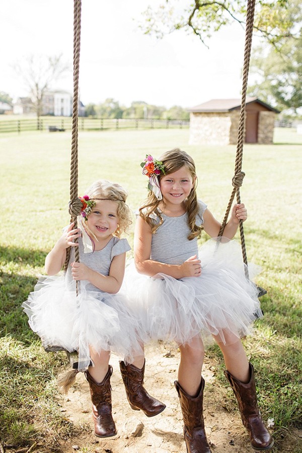 purple-paddock-wedding