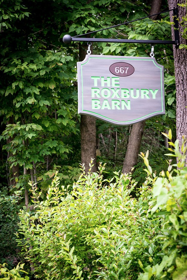 quiet-wedding-in-the-woods-at-the