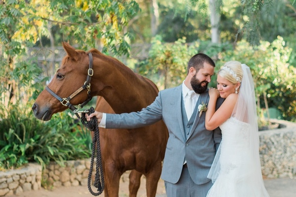 cute-and-cozy-fall-wedding