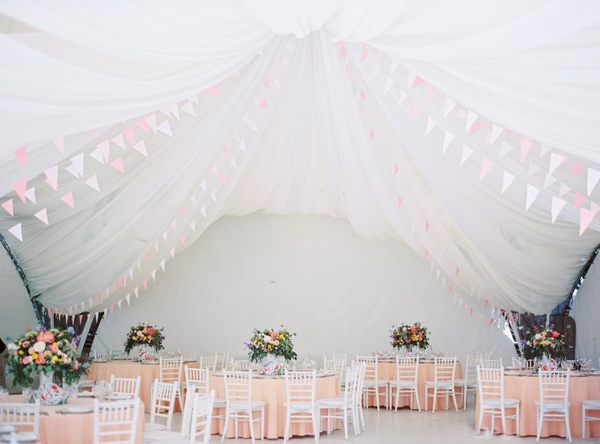 modern-vintage-wedding-on-the-beach